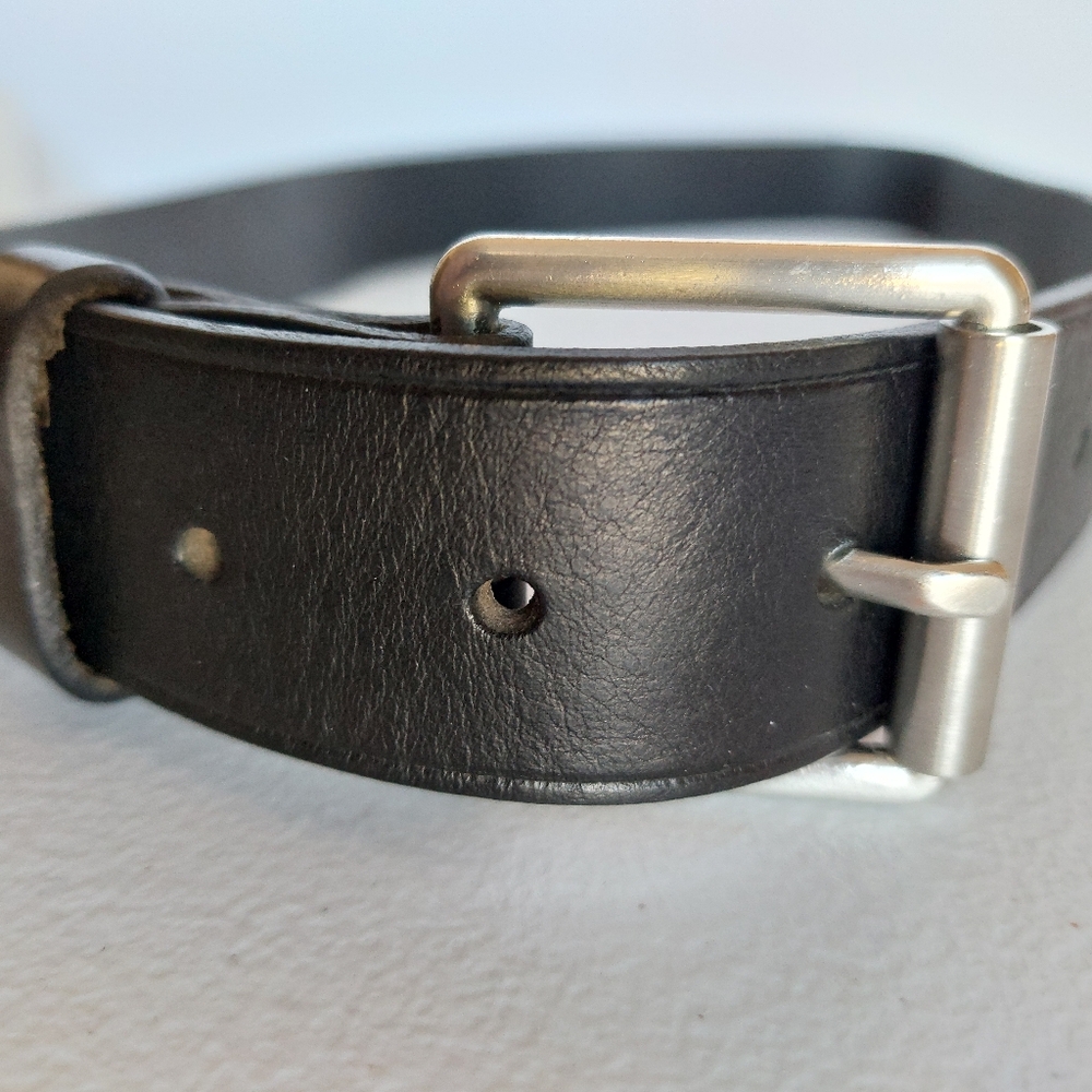 Gap Black Belt Genuine Made In Italy LEATHER SIZE 36 SILVER TONED D RING Buckle
